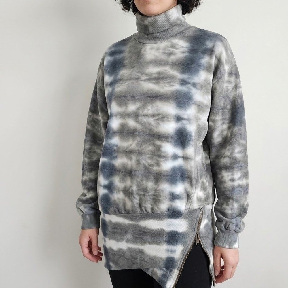Young Fabulous & Broke Tie Dye Sweatshirt Womens Small Gray Side Zip Sweater Top